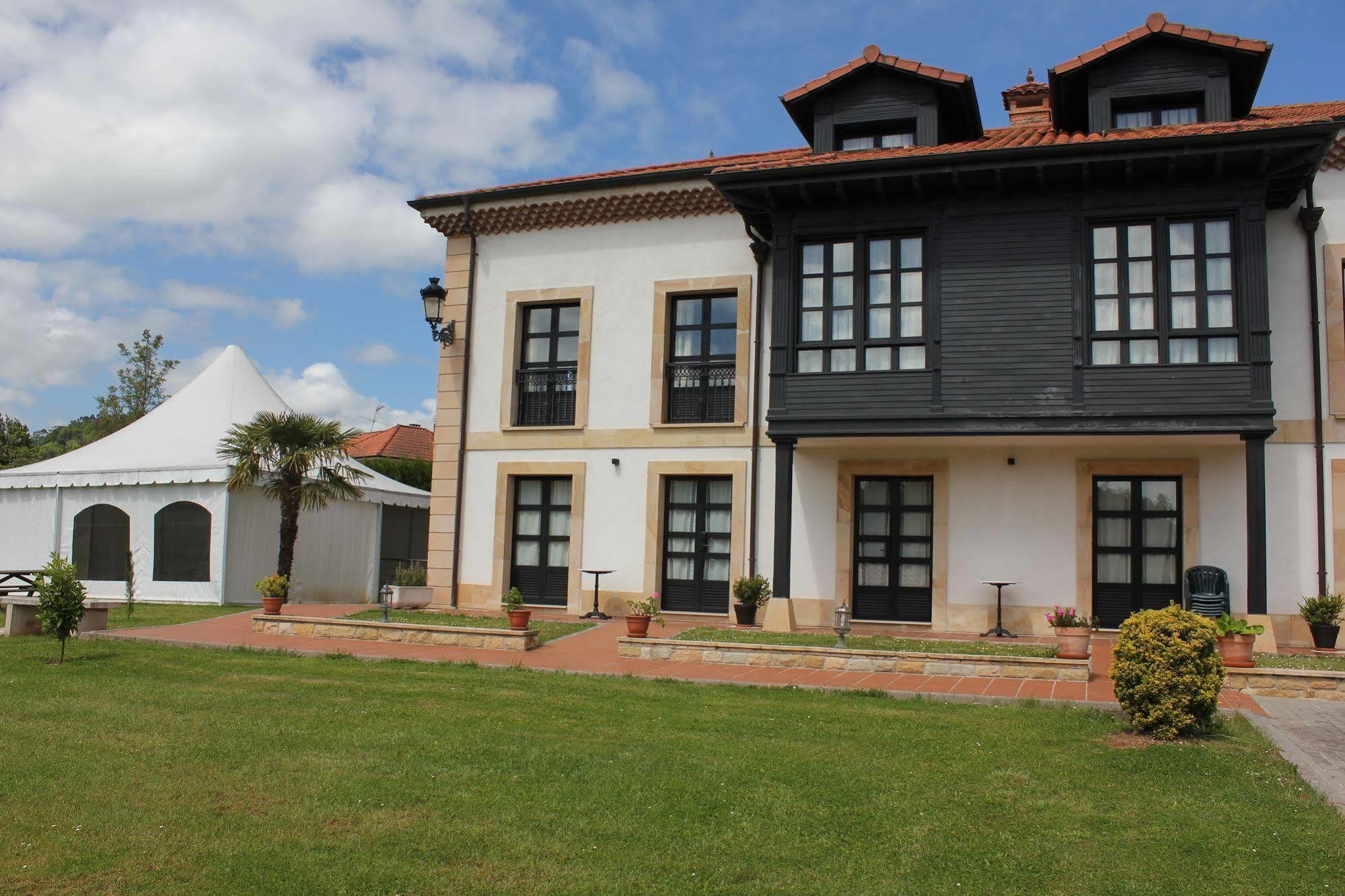 Ferienwohnung La Casona De La Roza Valbucar Exterior foto